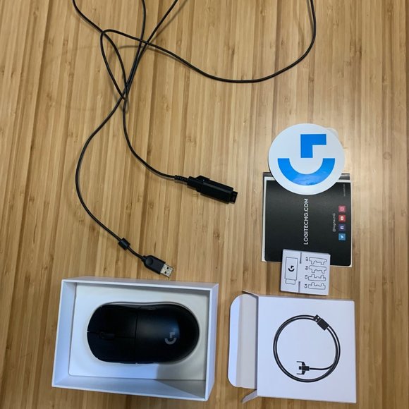 Logitech G PRO Wireless + Hyperglides - Picture 2 of 3